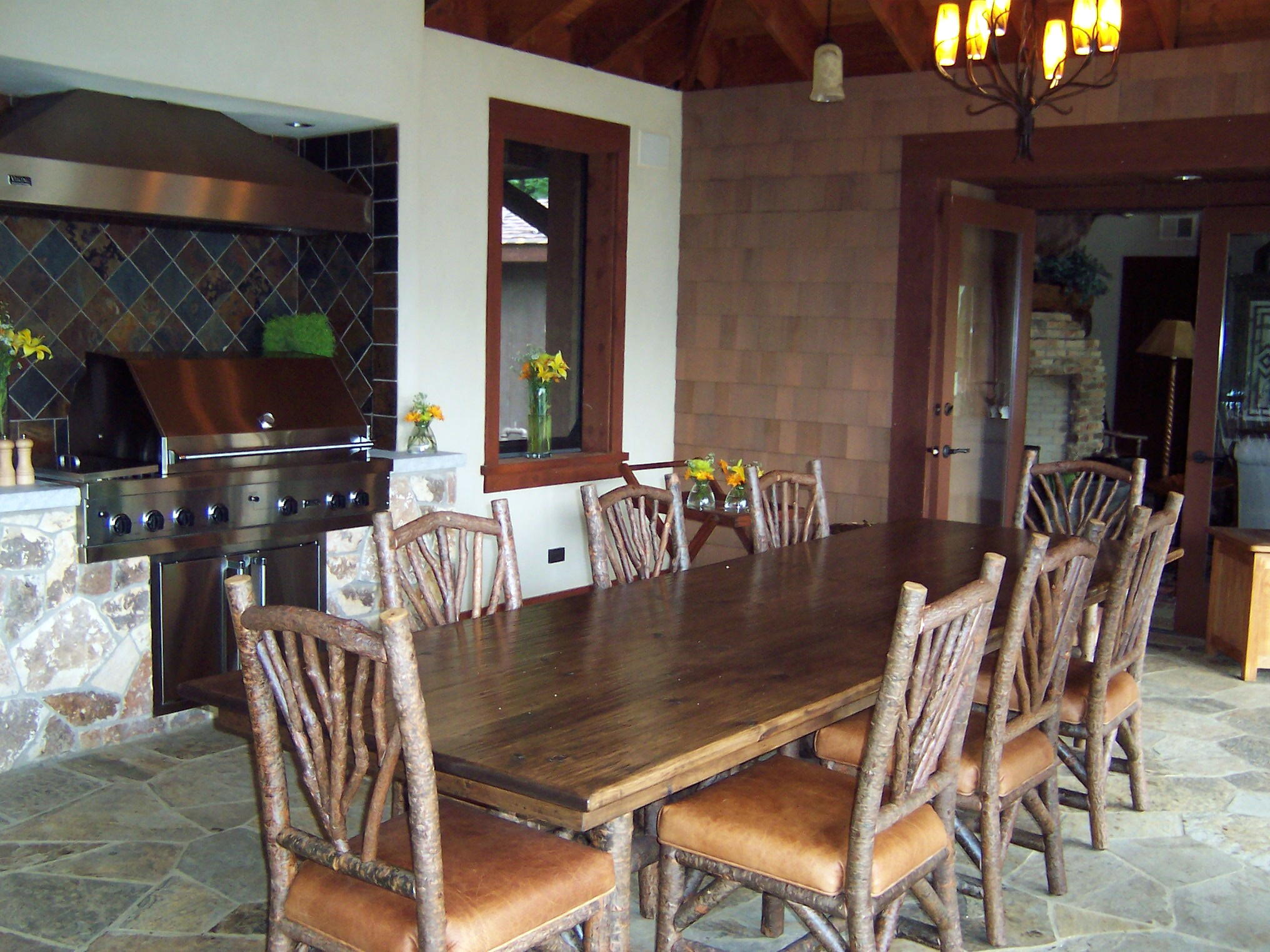 poolhouse_dining1